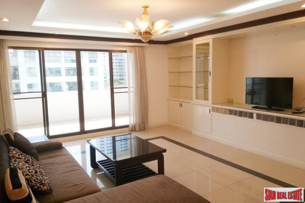 Regent on the Park 2 | Extra Large Three Bedroom Family Condo with Great Facilities in Ekkamai-7