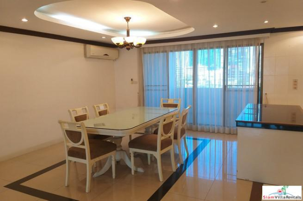Regent on the Park 2 | Large and Sunny Family Condo with Extra Facilities in Ekkamai-12