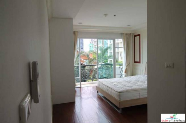 La Vie En Rose Place | Three Bedroom Low-Rise Condo with Green Garden and Pools Views in Thong Lor-12
