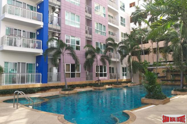 Large Two Bedroom Condo with a Pool View in Ekkamai-1