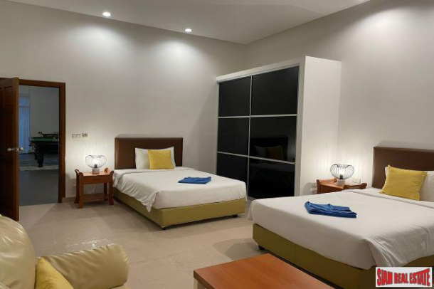 Five Bedroom Ocean Front Pool Villa  for Rent in Chalong Bay-11