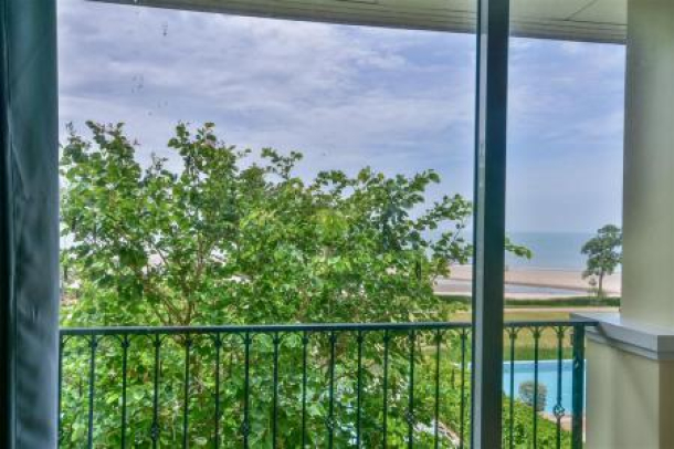 TUSCANY VILLAS : Beautiful Scenery Beachfront Premium Villa-22