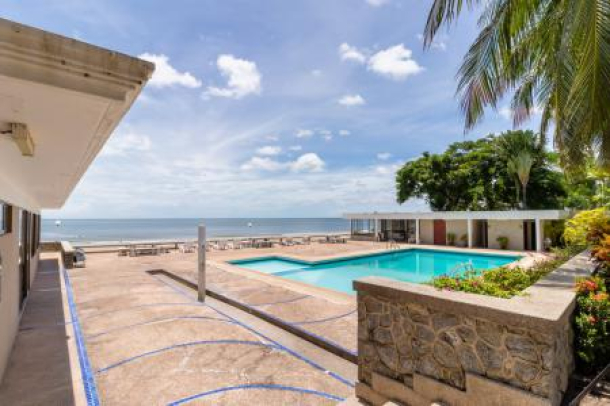 Best Location Beachfront Townhouse with Fantastic Sea Views-28