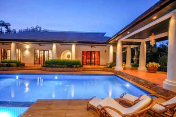 WHITE LOTUS 2 : IMMACULATE 5 BED POOL VILLA NEAR TOWN AND BEACHES-5