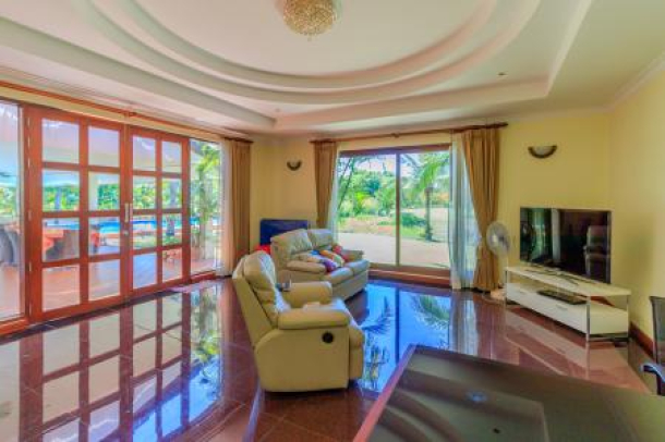 PALM HILLS: Fabulous Pool Villa located on a premium area within the Palm Hills Golf Course with amazing views of lake and golf course-13