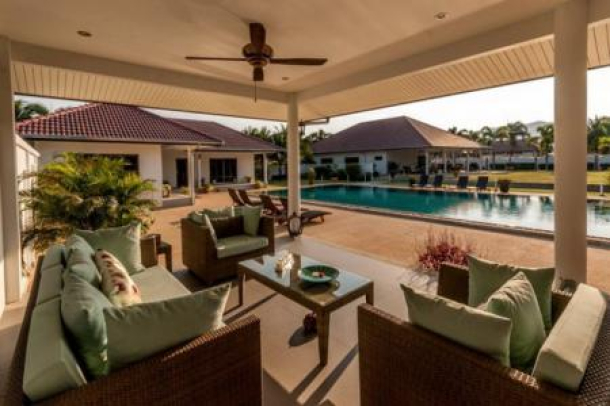 SUNSET VILLAGE 2 : Amazing 5 Bed Pool Villa Estate-16