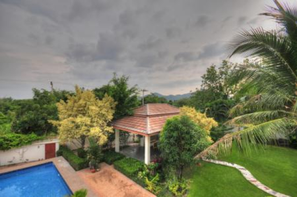 WHITE LOTUS 2 : Luxury Balinese Style Pool Villa-13