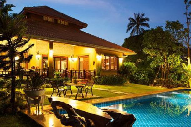WHITE LOTUS 2 : Luxury Balinese Style Pool Villa-3