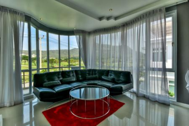 Luxury 3 Storey Pool Villa with Amazing Views of Black Mountain Golf Course-13