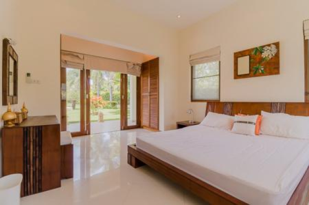 WHITE LOTUS 2 : 5 Bed Pool Villa on a Luxury Development-22