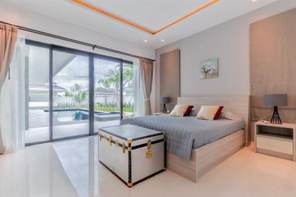 THE CLOUDS: Luxury 3 Bed Pool Villa-17