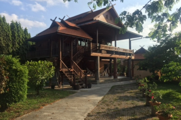 Beautiful Teak Villa next beautiful Serene Pranburi River-1