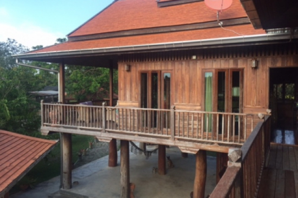 Beautiful Teak Villa next beautiful Serene Pranburi River-15