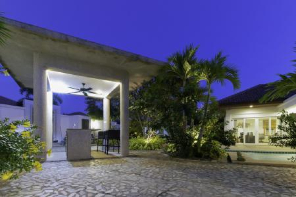 THE HEIGHTS 2: 2 Storey Pool Villa with clear Panoramic Views of the Sea and Mountains-28