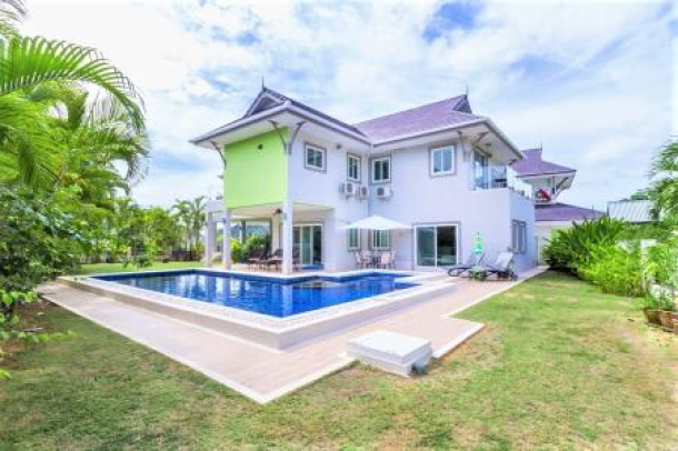 THE HEIGHTS 2: 2 Storey Pool Villa with clear Panoramic Views of the Sea and Mountains-1