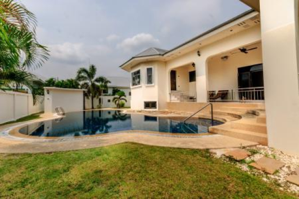 THE ADDRESS : Great Value 3 Bed Pool Villa nr Black Mountain Golf Course-1
