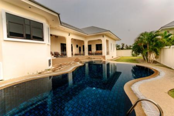 THE ADDRESS : Great Value 3 Bed Pool Villa nr Black Mountain Golf Course-2
