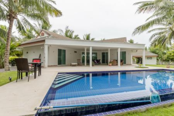 Well Designed 2 Bed Pool Villa-2