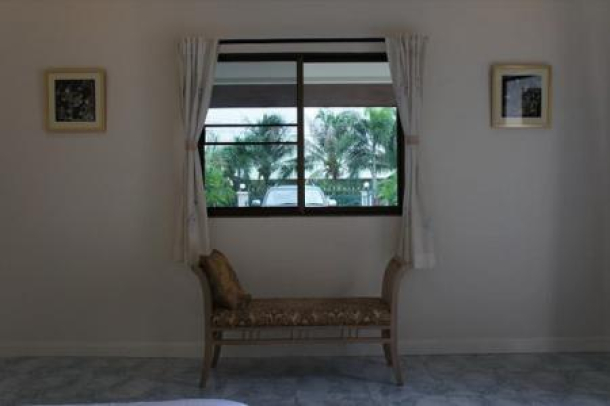 SIAM VILLAS 1 : Large 3 Bed Family Pool villa on a good sized plot-14