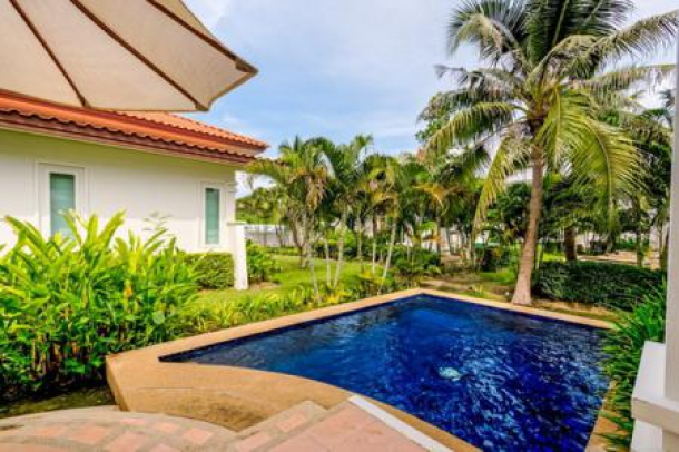 3 Bed Villa in Khao Takiab: Only few minutes walk to the beach-18