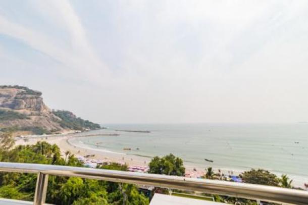 2 Bed Condo with Picturesque Sea View and Mountain View-4