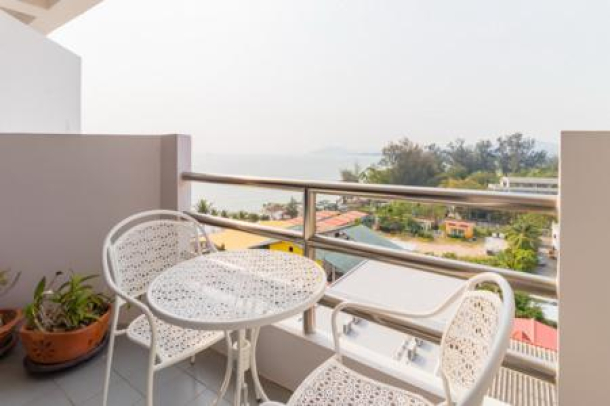 Prime Beachfront 2 Bed Condo with Picturesque Sea View and Mountain View-21