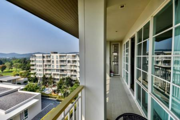 2 Bed Condo with Sea and Golf Course Views-16