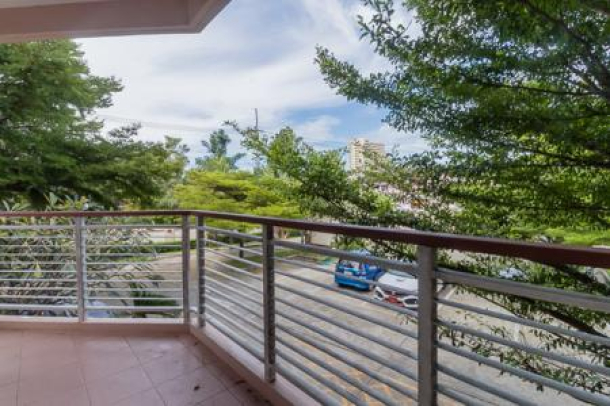 1 Bed Condo in Town: Great Value Unit-7