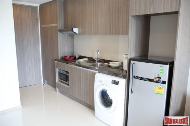 Art @ Thonglor 25 | Nice One Bedroom Low Rise with Roof Top Facilities and City Views in Thong Lo-13