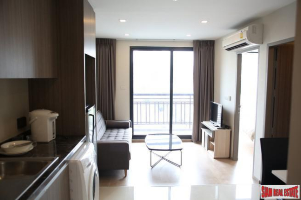 Art @ Thonglor 25 | Nice One Bedroom Low Rise with Roof Top Facilities and City Views in Thong Lo-9
