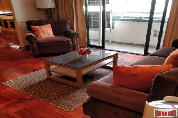 Las Colinas | Exceptional 2 Bed Condo at Asoke, only 150 metres to BTS/MRT-29