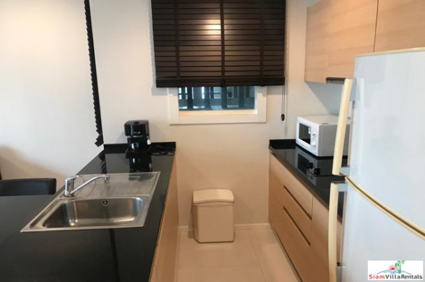 Wind Sukhumvit 23 | Modern and Comfortable One Bedroom Pool View Condo For Rent  in Asoke-14