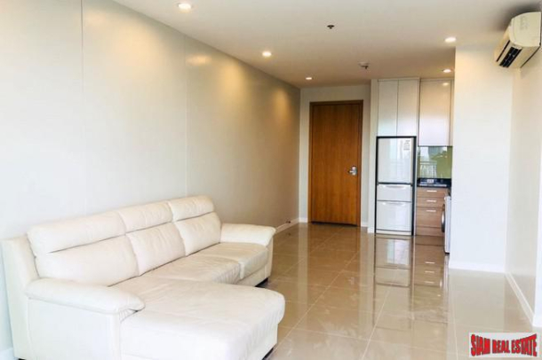 Circle Condominium | Two Bedroom Condo with 40th Floor Sweeping City Views in Phetchaburi-20