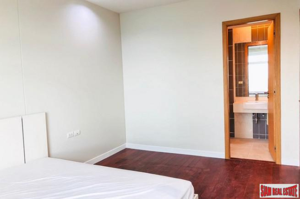 Circle Condominium | Two Bedroom Condo with 40th Floor Sweeping City Views in Phetchaburi-24