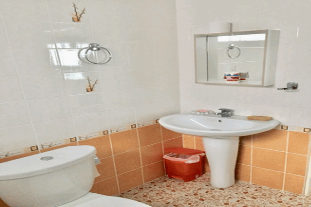 2 bedroom with modern decorate house for sale - Bangsaray-5