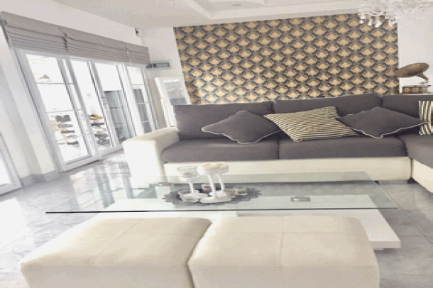 2 bedroom with modern decorate house for sale - Bangsaray-7