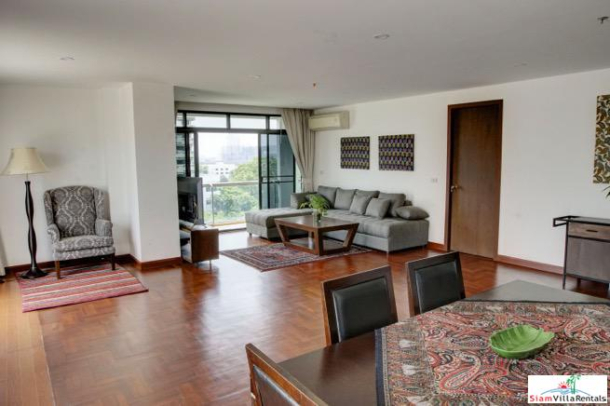 Baan Phrom Phong | Sunny and Large Two Bedroom Condo for Rent in Phrom Phong-17