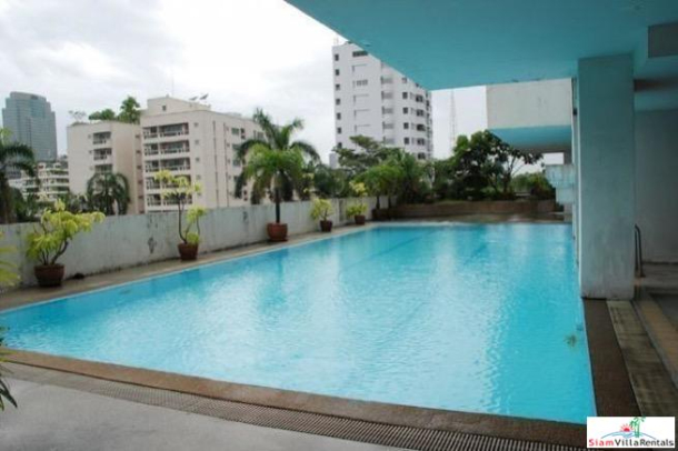 Baan Phrom Phong | Sunny and Large Two Bedroom Condo for Rent in Phrom Phong-18