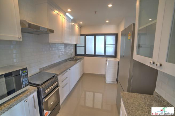 Baan Phrom Phong | Sunny and Large Two Bedroom Condo for Rent in Phrom Phong-8