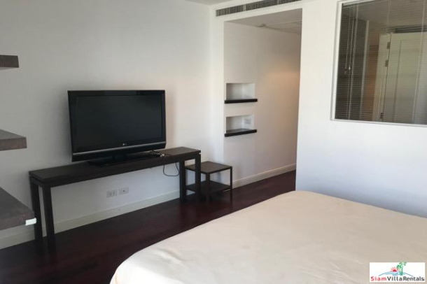 Athenee Residence | Spacious  Modern Two Bedroom Condo for Rent in Phloen Chit-12