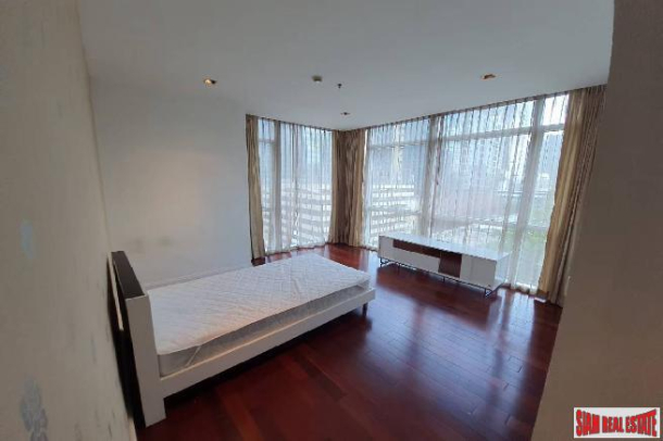 New Green Low-Rise Development with Unique Facilities in Huay Kwang - One Bedroom - 30% Discount!-13