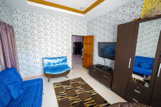 Beautiful 3 bedroom pool villa house for sale Baan Amphur - Na jomtien-5