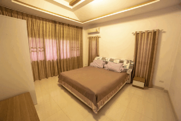 Beautiful 3 bedroom pool villa house for sale Baan Amphur - Na jomtien-7