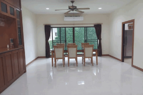 Stunning 3 bedroom in a nice development for sale - East Pattaya-3
