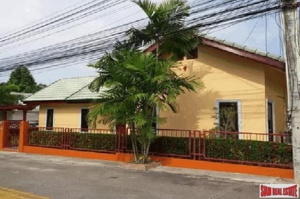 Nice 3 bedroom house for sale at East Pattaya- Soi Siam country club-18