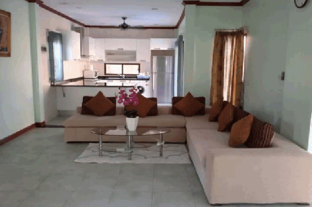 Nice 3 bedroom house for sale at East Pattaya- Soi Siam country club-2