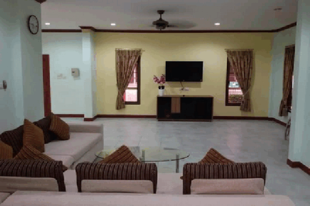 Nice 3 bedroom house for sale at East Pattaya- Soi Siam country club-5