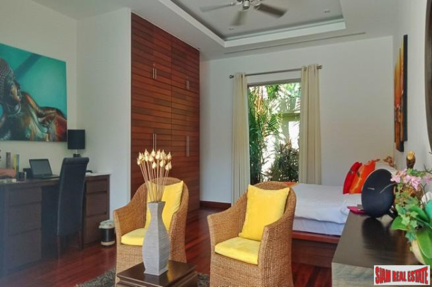 The Residence Bang Tao | Outstanding Two Bedroom Pool Villa with Built-in Extras for Sale-12