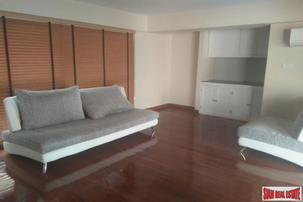 Large Four Storey House Suitable for Living and Office Space in Phrom Phong-21