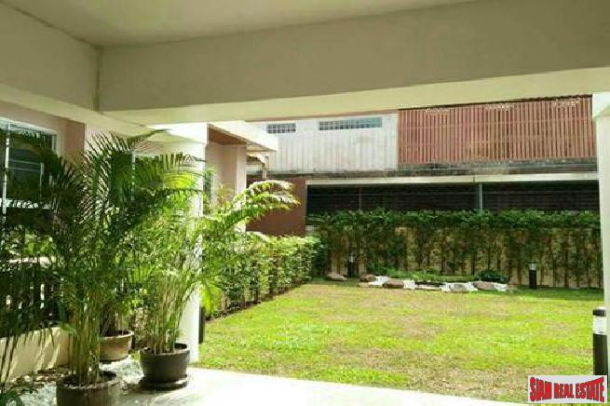 Large Four Storey House Suitable for Living and Office Space in Phrom Phong-3